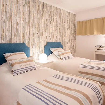 Seaside Paradise - Walk In, 5 Meters To The Ocean * Benalmádena